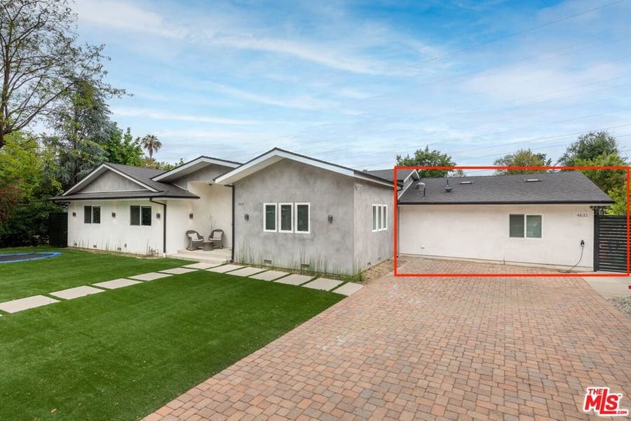 Property photo for 4631 Cerro Verde Place, Tarzana, CA