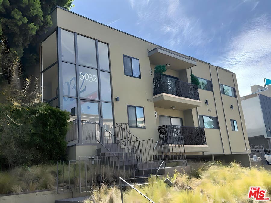 Property photo for 5032 Maplewood Avenue, #105, Los Angeles, CA