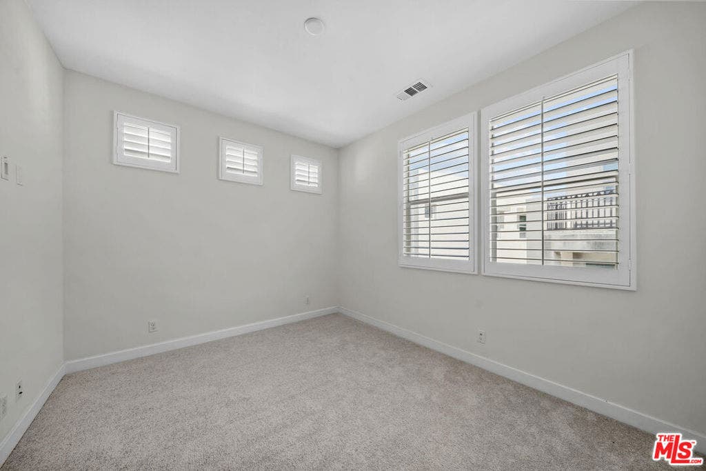 150 Newall, Irvine, CA 92618 150 Newall, Irvine, CA 92618