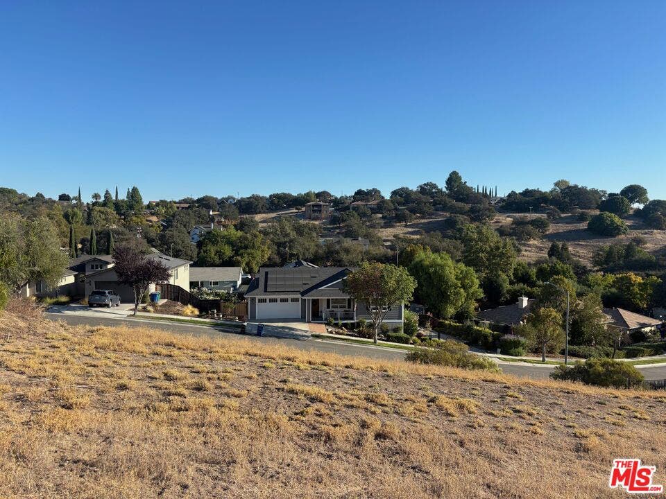 304 Maplewood Court, Paso Robles, CA 93446