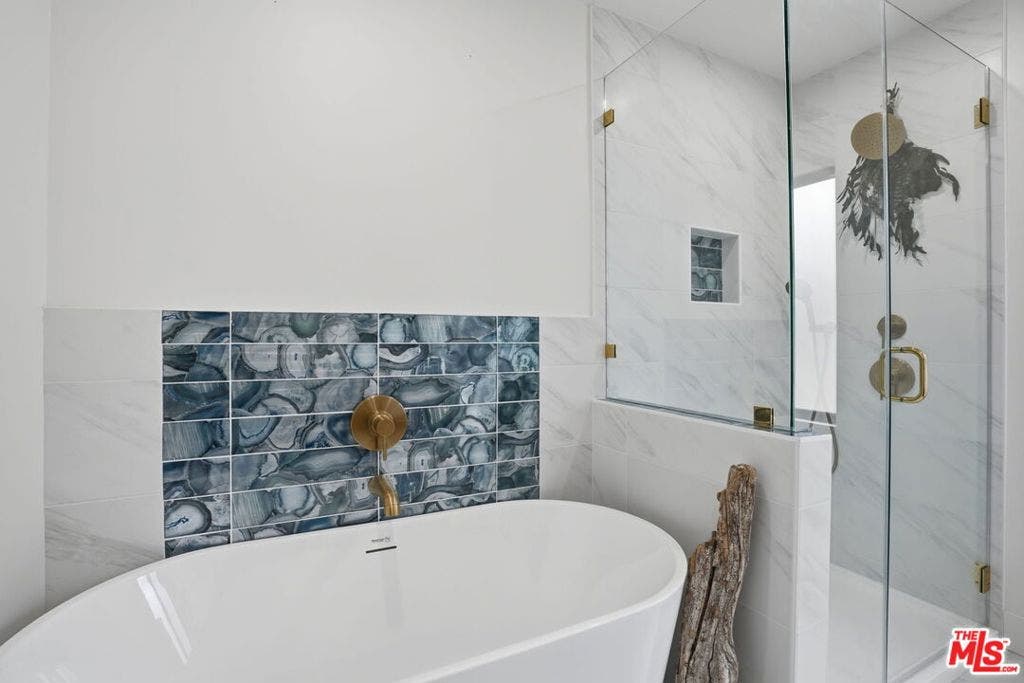 7530 Gaviota Avenue, Van Nuys, CA 91406 7530 Gaviota Avenue, Van Nuys, CA 91406
