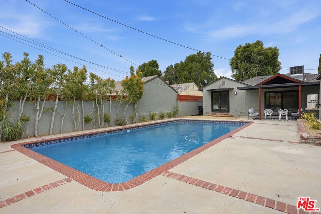 7530 Gaviota Avenue, Van Nuys, CA 91406 7530 Gaviota Avenue, Van Nuys, CA 91406