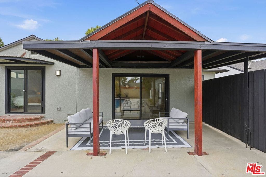 7530 Gaviota Avenue, Van Nuys, CA 91406 7530 Gaviota Avenue, Van Nuys, CA 91406