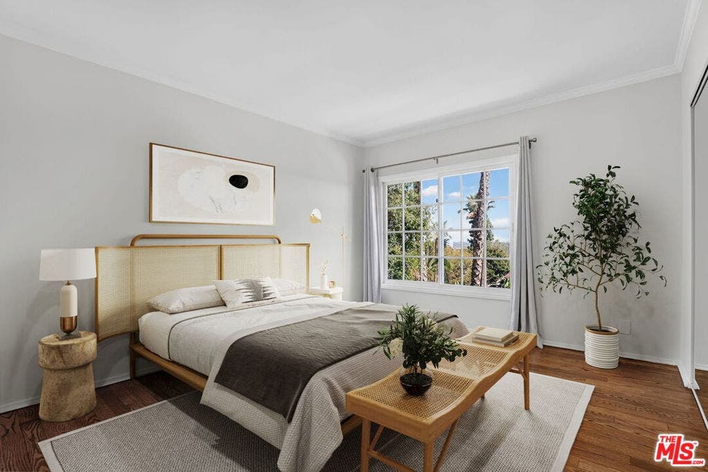 6609 Whitley Terrace, Los Angeles, CA 90068 6609 Whitley Terrace, Los Angeles, CA 90068