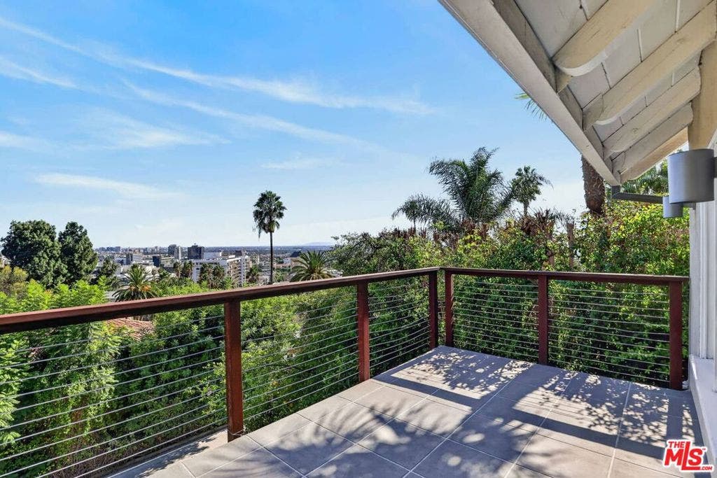 6609 Whitley Terrace, Los Angeles, CA 90068 6609 Whitley Terrace, Los Angeles, CA 90068