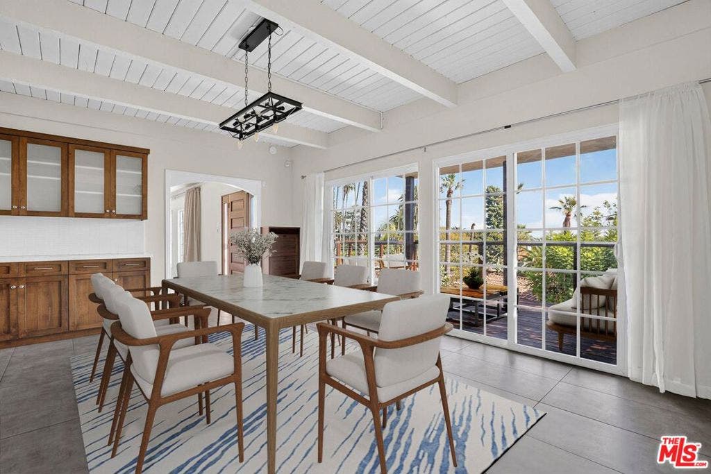 6609 Whitley Terrace, Los Angeles, CA 90068 6609 Whitley Terrace, Los Angeles, CA 90068