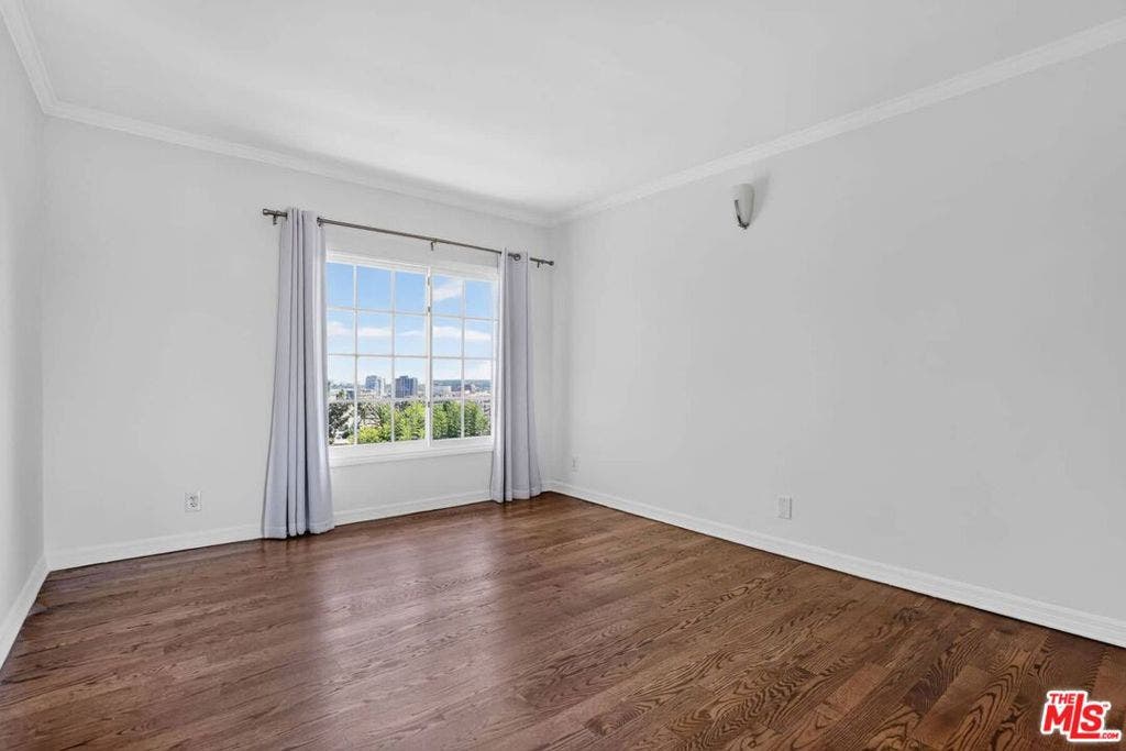 6609 Whitley Terrace, Los Angeles, CA 90068 6609 Whitley Terrace, Los Angeles, CA 90068