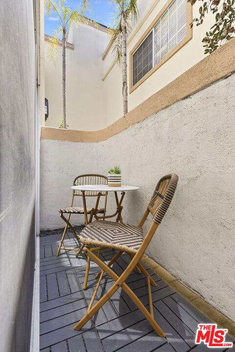 11110 Camarillo Street, #122, North Hollywood, CA 91602