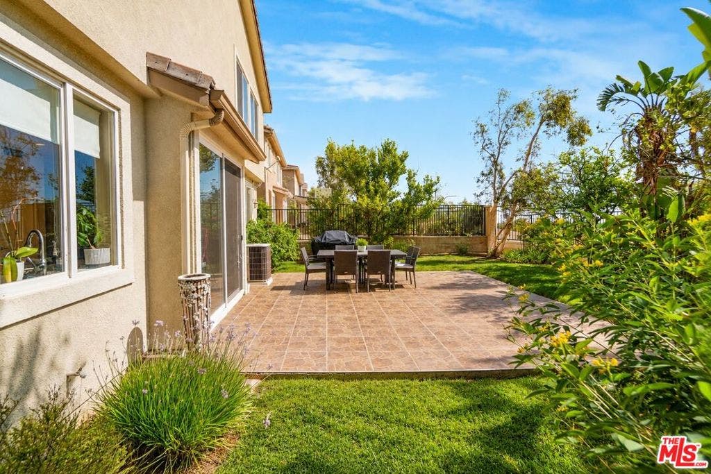 20542 Pesaro Way, Porter Ranch, CA 91326 20542 Pesaro Way, Porter Ranch, CA 91326