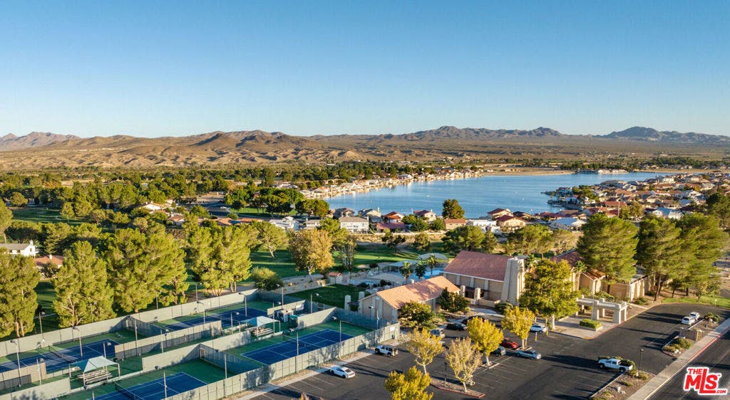 26719 Blue Water Road, Helendale, CA 92342 26719 Blue Water Road, Helendale, CA 92342