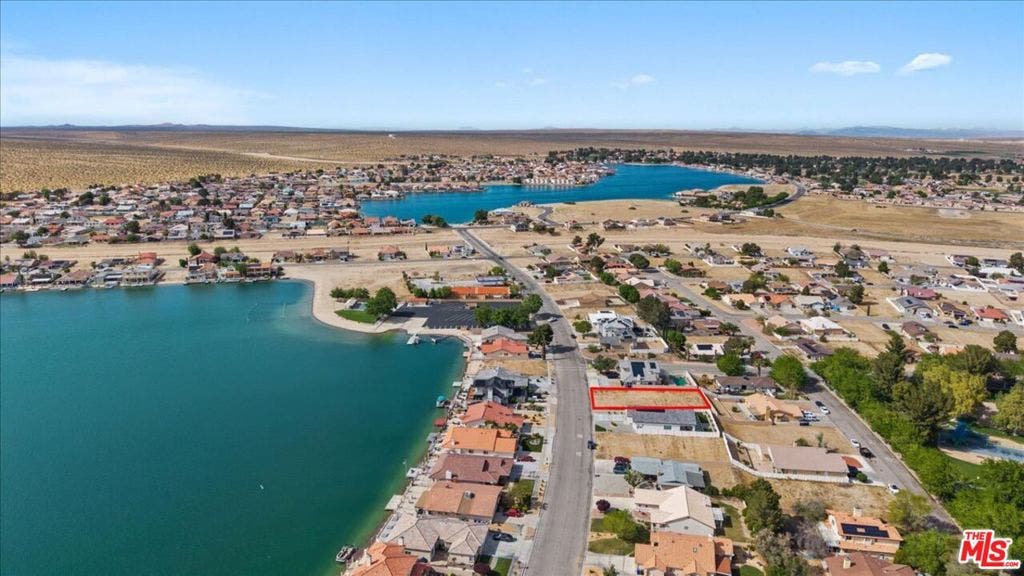 26719 Blue Water Road, Helendale, CA 92342 26719 Blue Water Road, Helendale, CA 92342