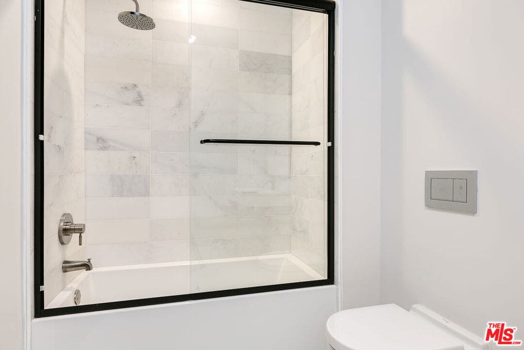3833 Dunn, #503, Culver City, CA 90232 3833 Dunn, #503, Culver City, CA 90232