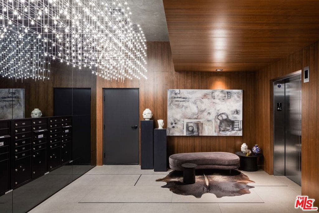 3833 Dunn, #503, Culver City, CA 90232 3833 Dunn, #503, Culver City, CA 90232