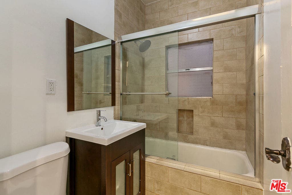 7223 Willoughby Avenue, #106, Los Angeles, CA 90046