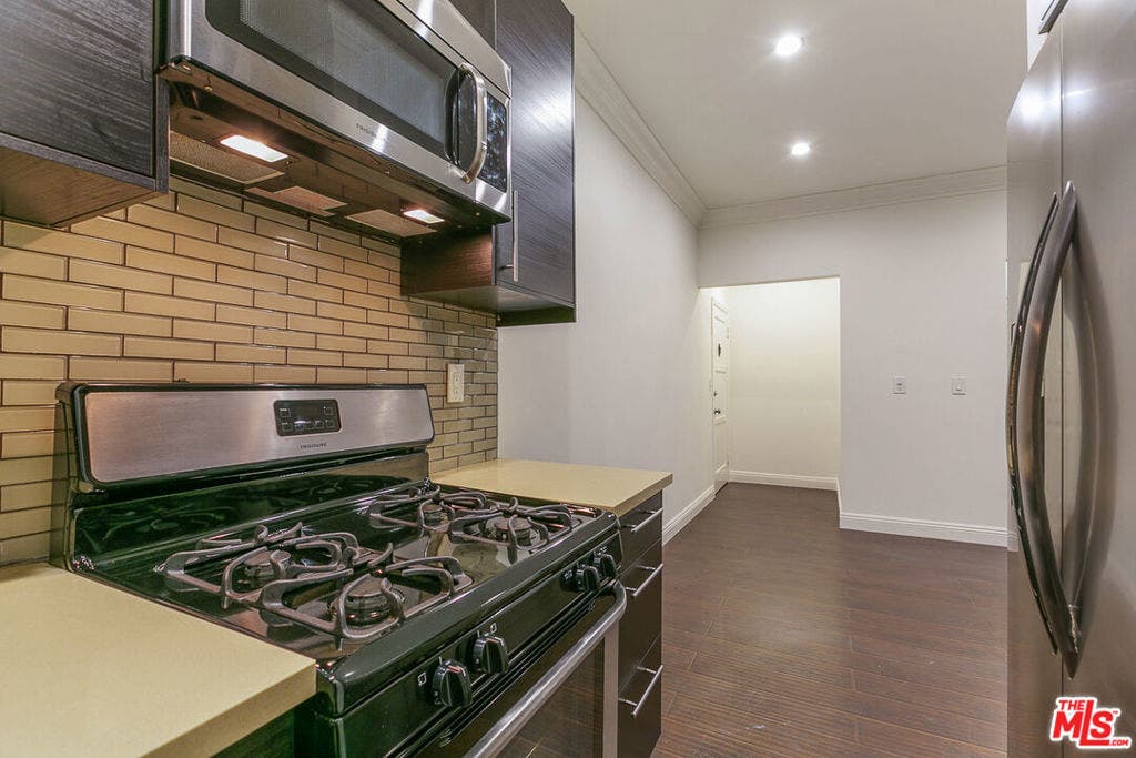 7223 Willoughby Avenue, #106, Los Angeles, CA 90046