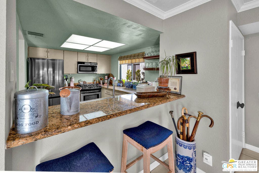 1725 N Via Miraleste, #2118, Palm Springs, CA 92262 1725 N Via Miraleste, #2118, Palm Springs, CA 92262
