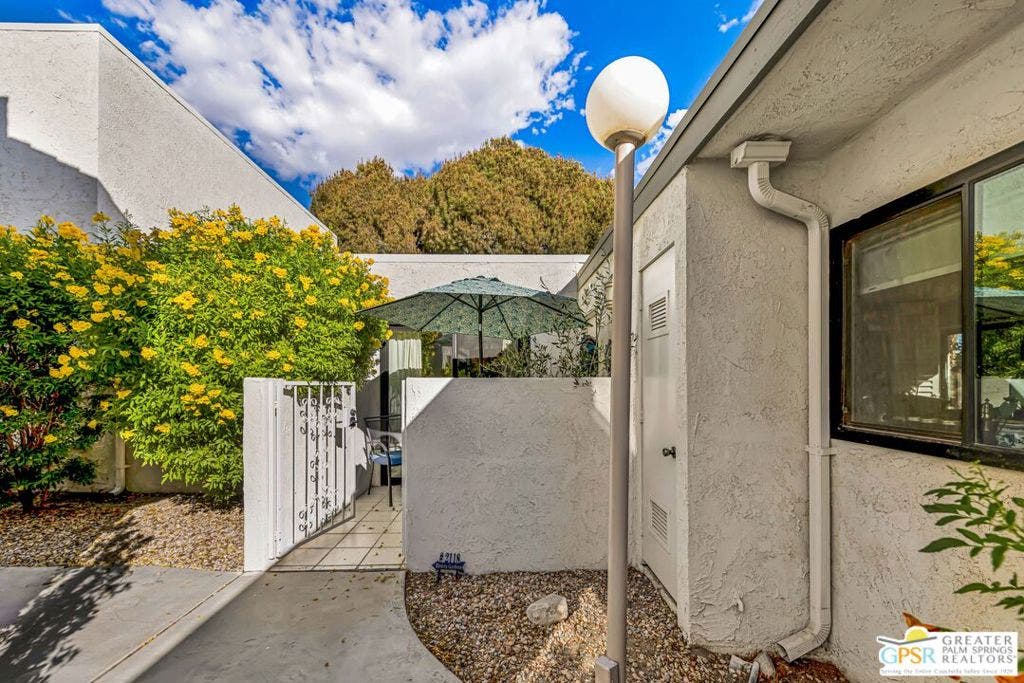 1725 N Via Miraleste, #2118, Palm Springs, CA 92262 1725 N Via Miraleste, #2118, Palm Springs, CA 92262