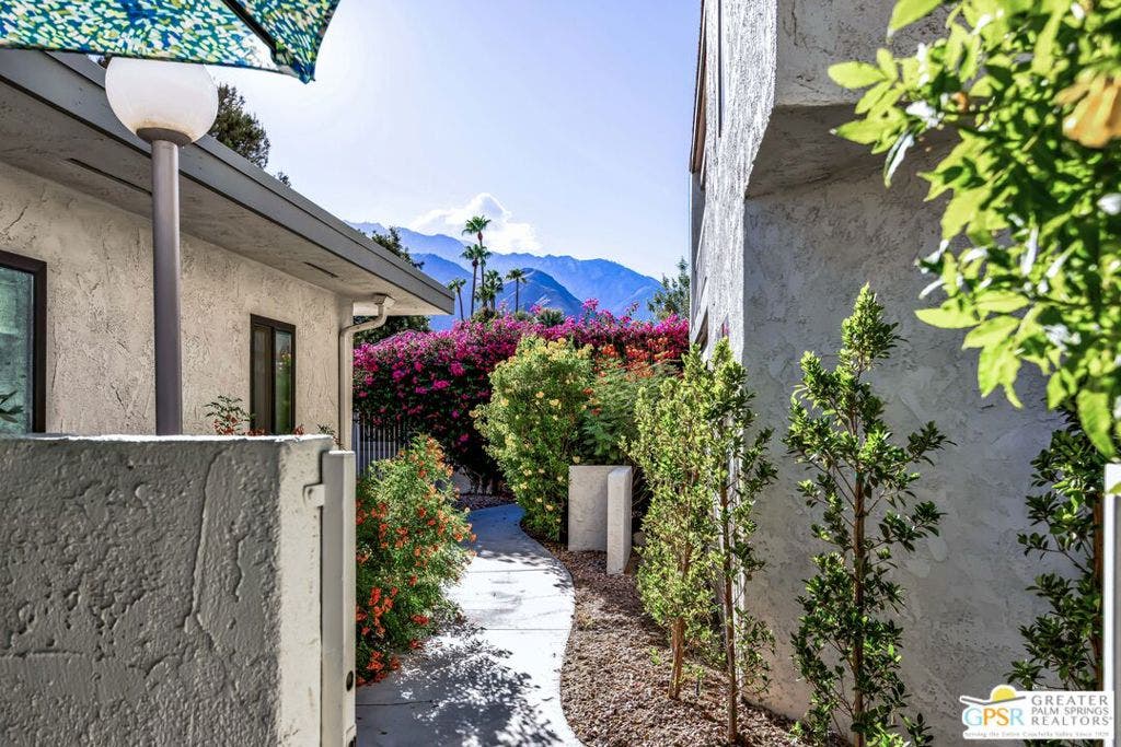 1725 N Via Miraleste, #2118, Palm Springs, CA 92262 1725 N Via Miraleste, #2118, Palm Springs, CA 92262