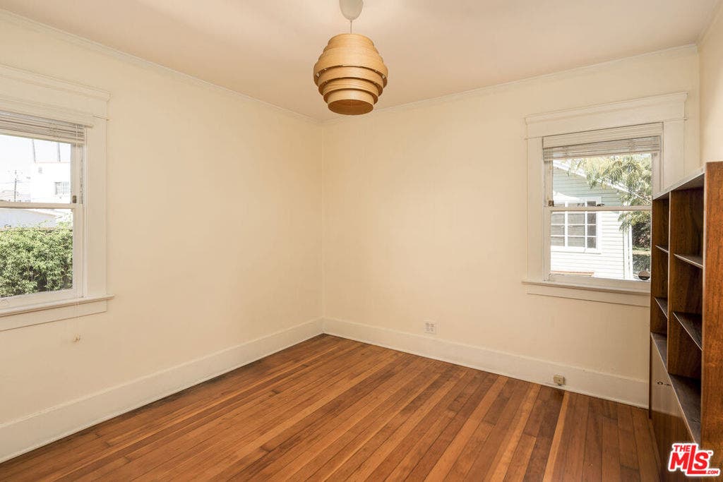 2733 W Avenue 30, Los Angeles, CA 90065 2733 W Avenue 30, Los Angeles, CA 90065