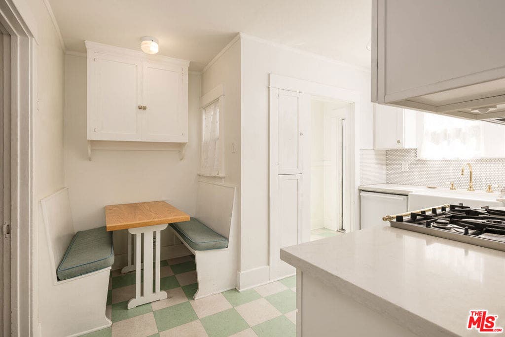 2733 W Avenue 30, Los Angeles, CA 90065 2733 W Avenue 30, Los Angeles, CA 90065