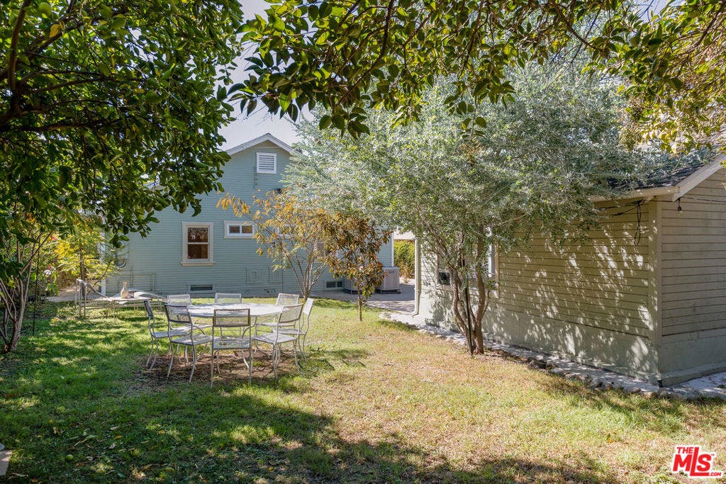 2733 W Avenue 30, Los Angeles, CA 90065 2733 W Avenue 30, Los Angeles, CA 90065