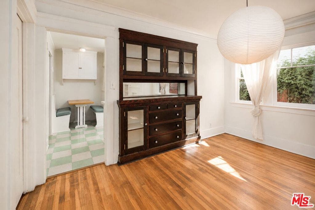 2733 W Avenue 30, Los Angeles, CA 90065 2733 W Avenue 30, Los Angeles, CA 90065