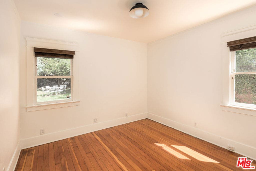 2733 W Avenue 30, Los Angeles, CA 90065 2733 W Avenue 30, Los Angeles, CA 90065