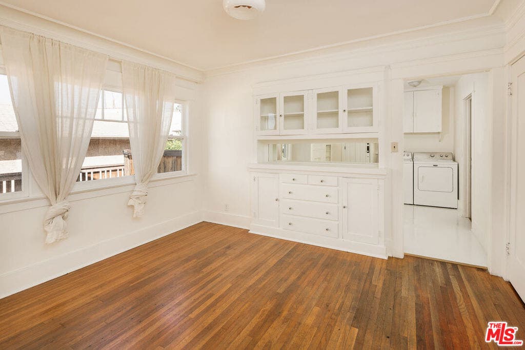 2733 W Avenue 30, Los Angeles, CA 90065 2733 W Avenue 30, Los Angeles, CA 90065