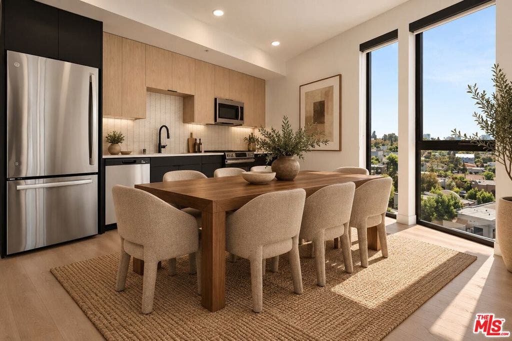 3004 Sunset Boulevard, #520, Los Angeles, CA 90026 3004 Sunset Boulevard, #520, Los Angeles, CA 90026