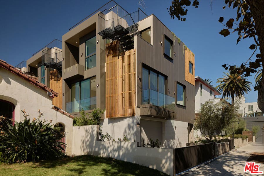 Property photo for 849 N Detroit Street, #D, Los Angeles, CA