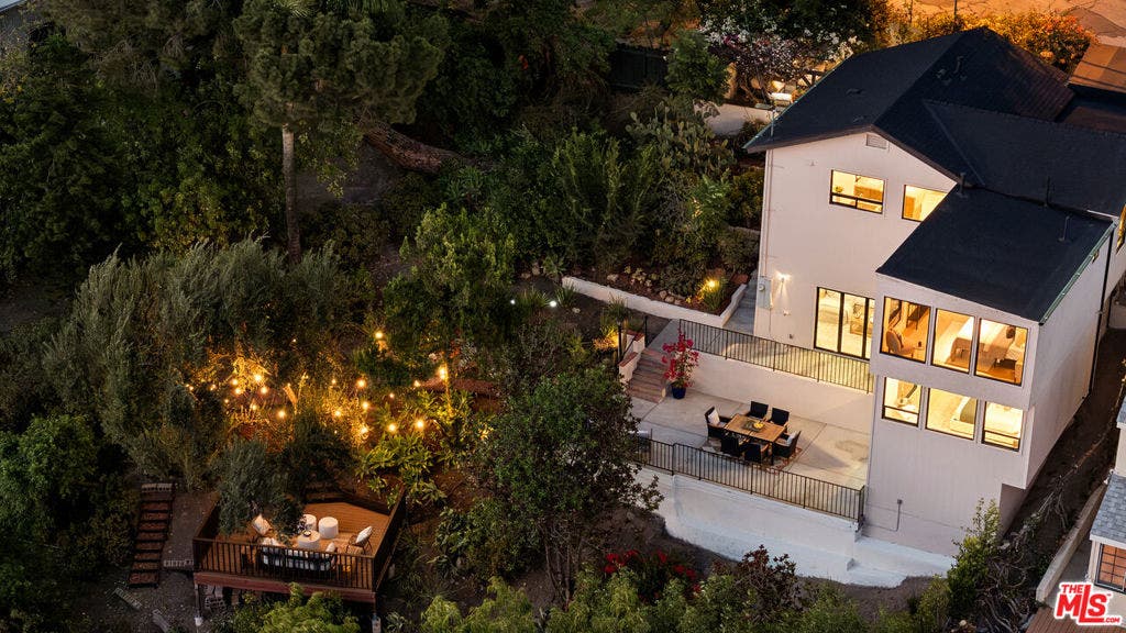 579 Crane Boulevard, Los Angeles, CA 90065 579 Crane Boulevard, Los Angeles, CA 90065