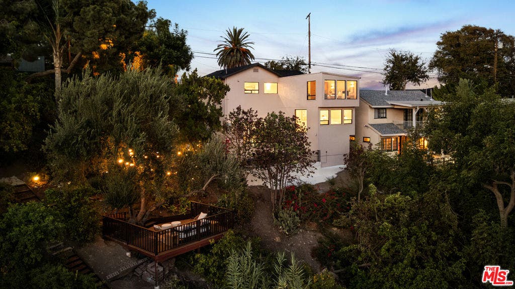 579 Crane Boulevard, Los Angeles, CA 90065 579 Crane Boulevard, Los Angeles, CA 90065