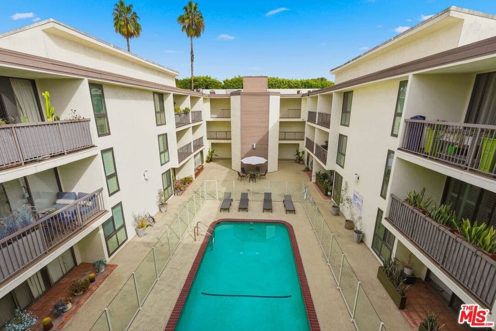 911 N Kings Road, #310, West Hollywood, CA 90069 911 N Kings Road, #310, West Hollywood, CA 90069