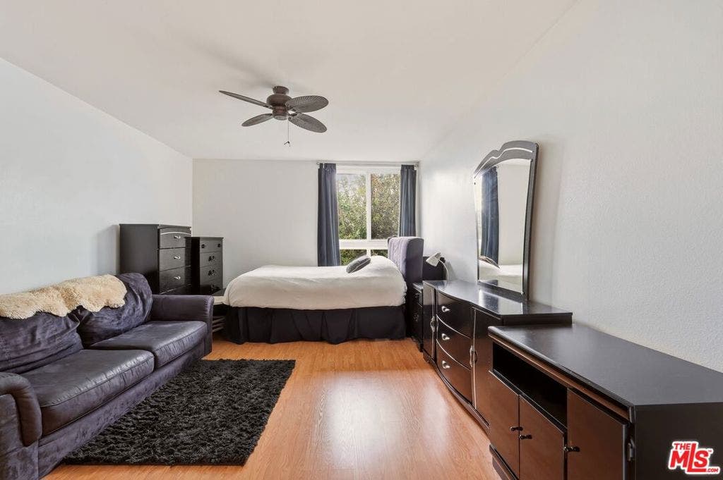 911 N Kings Road, #310, West Hollywood, CA 90069 911 N Kings Road, #310, West Hollywood, CA 90069