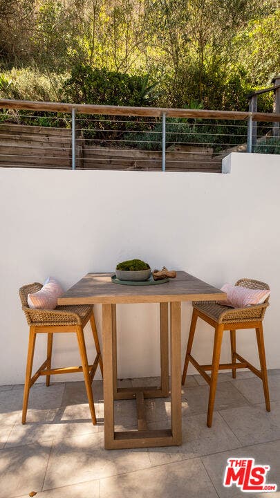 1759 N Beverly Drive, Beverly Hills, CA 90210 1759 N Beverly Drive, Beverly Hills, CA 90210