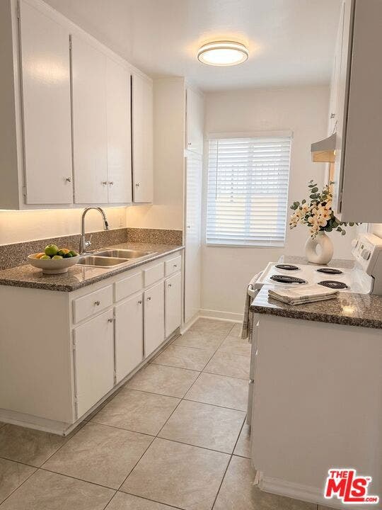 Property photo for 7533 Vineland Avenue, #5, Sun Valley, CA
