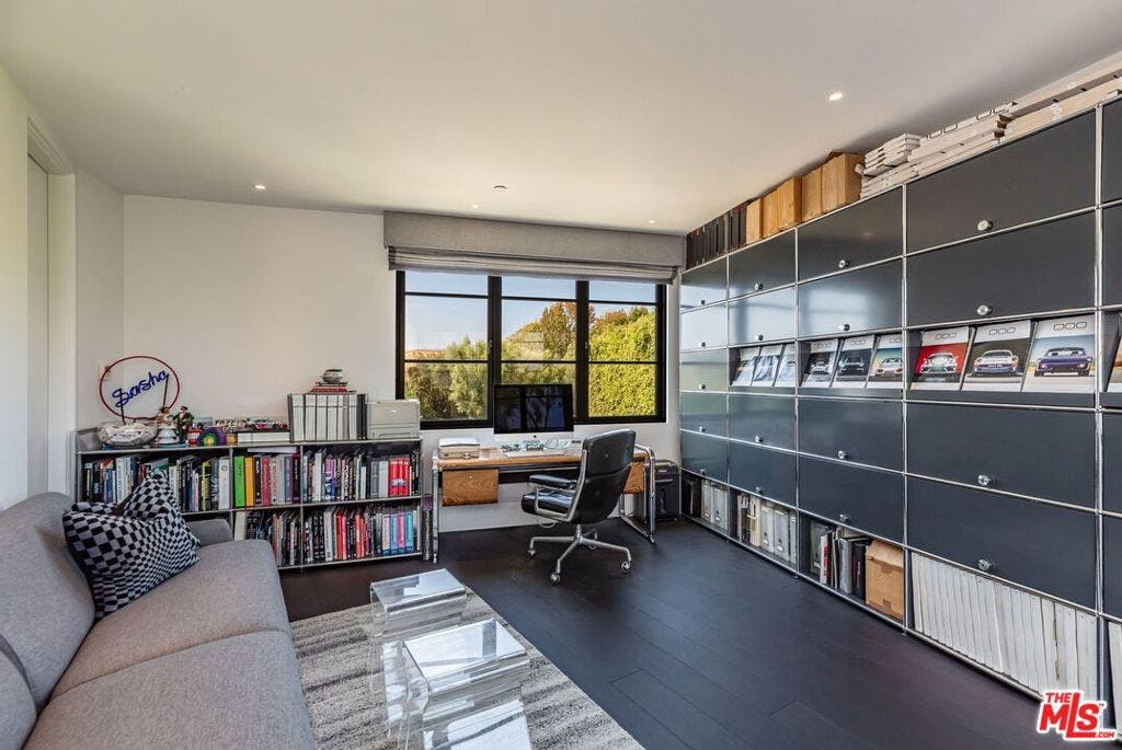 400 Amalfi Drive, Pacific Palisades, CA 90272 400 Amalfi Drive, Pacific Palisades, CA 90272