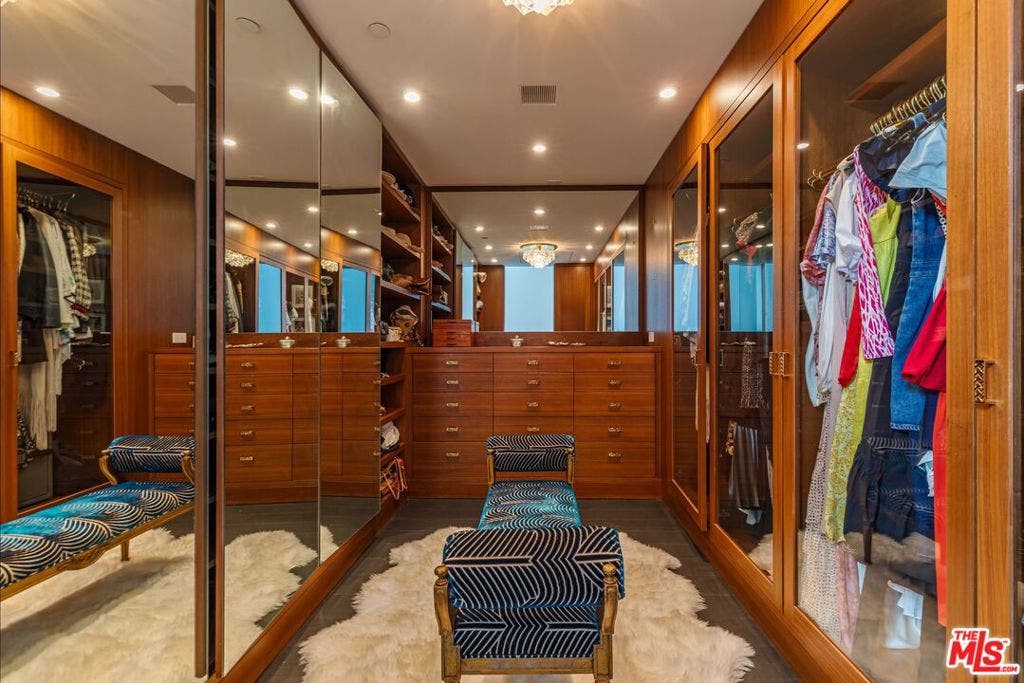 400 Amalfi Drive, Pacific Palisades, CA 90272 400 Amalfi Drive, Pacific Palisades, CA 90272