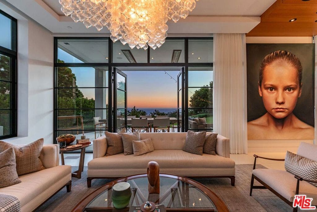 400 Amalfi Drive, Pacific Palisades, CA 90272 400 Amalfi Drive, Pacific Palisades, CA 90272