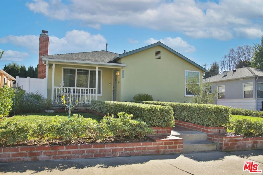 Property photo for 2922 CASTLE HEIGHTS Avenue, Los Angeles, CA