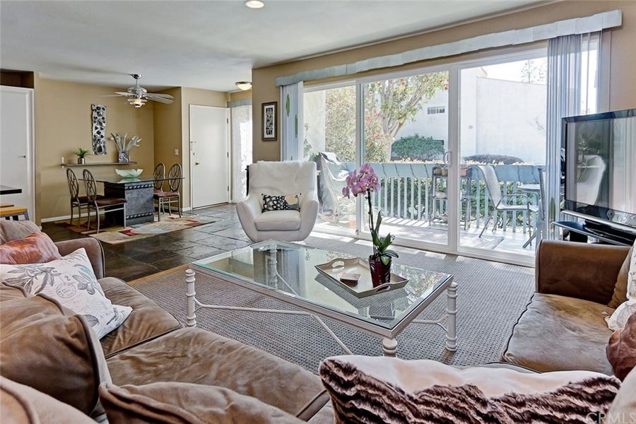 Property photo for 615 S Prospect Avenue, #105, Redondo Beach, CA