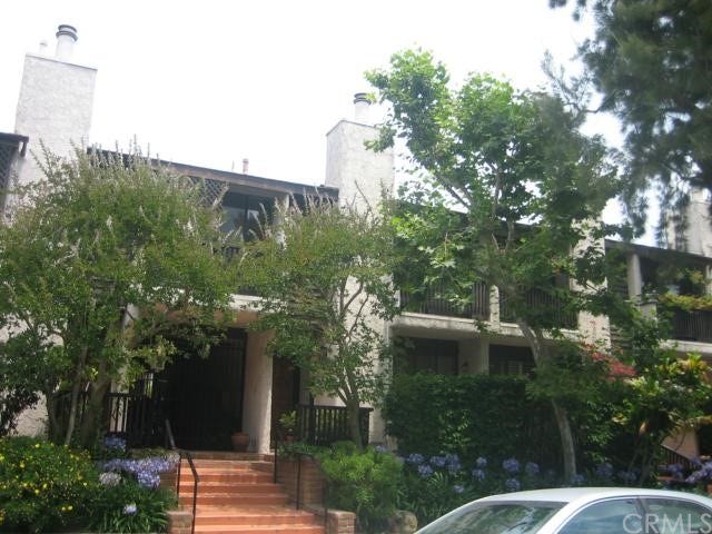 Property photo for 2216 S Bentley Avenue, #1, Los Angeles, CA