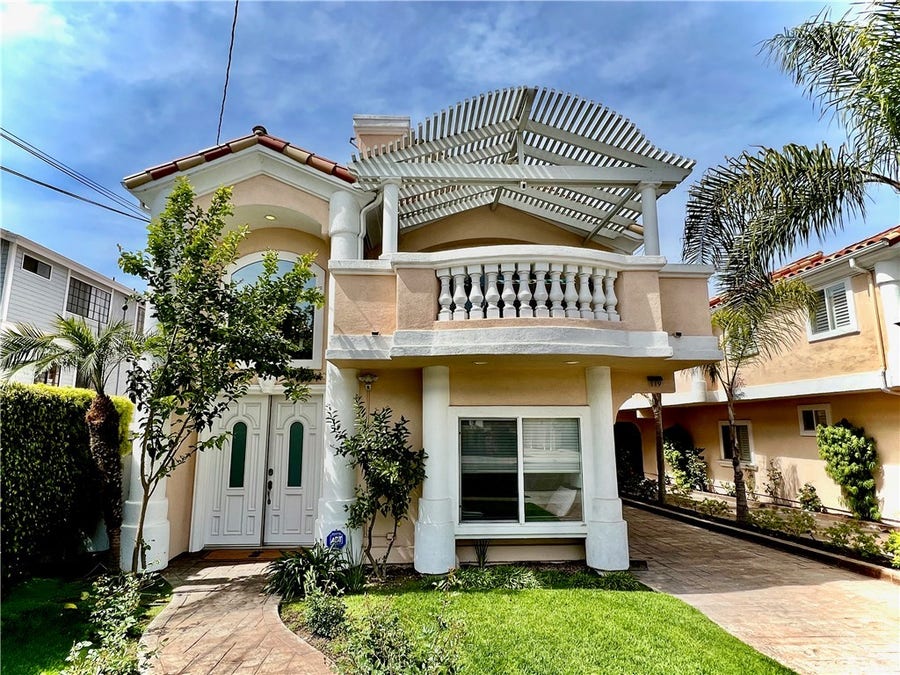 Property photo for 119 S Juanita Avenue, #A, Redondo Beach, CA