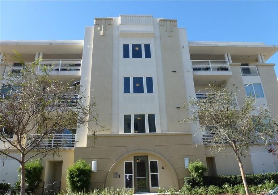 Property photo for 12917 Central Avenue, #402, Hawthorne, CA