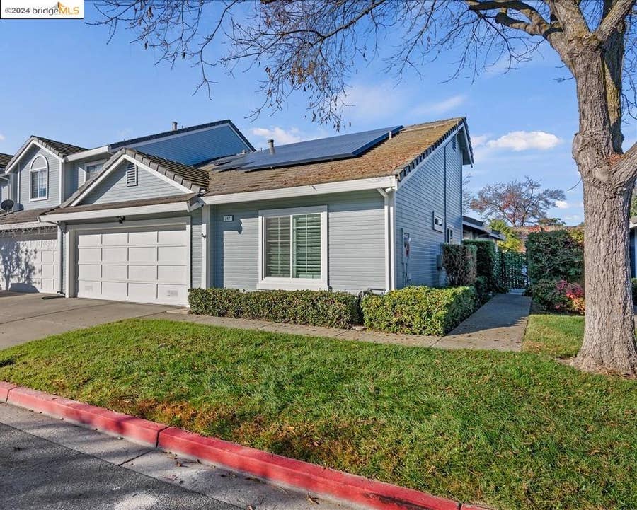 Property photo for 247 Heron Dr, Pittsburg, CA