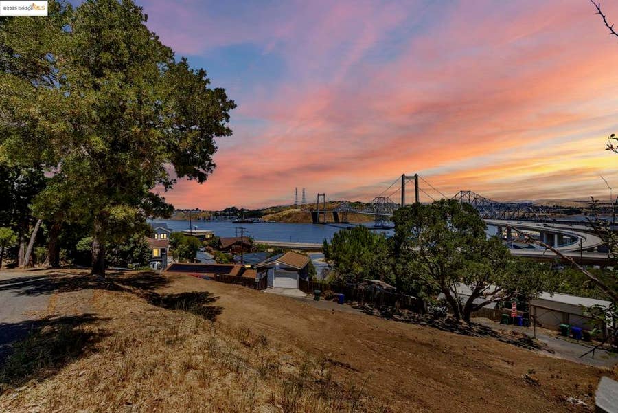 Property photo for 125 Kendall Ave, Crockett, CA