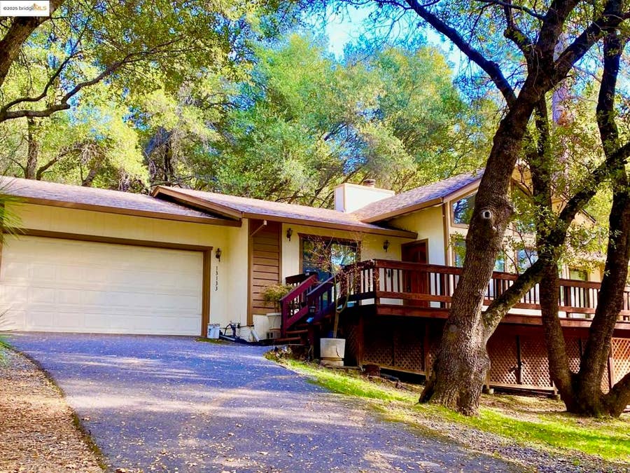 Property photo for 13133 Mohrmann St, Groveland, CA