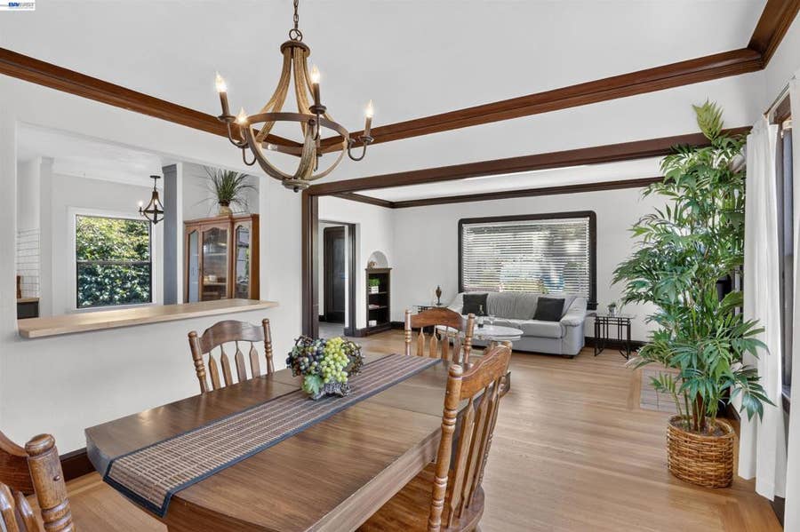 Property photo for 464 Kenilworth Ave, San Leandro, CA