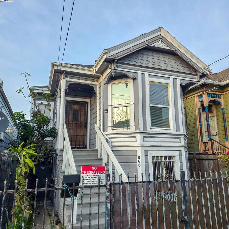 Property photo for 866 Isabella St, Oakland, CA