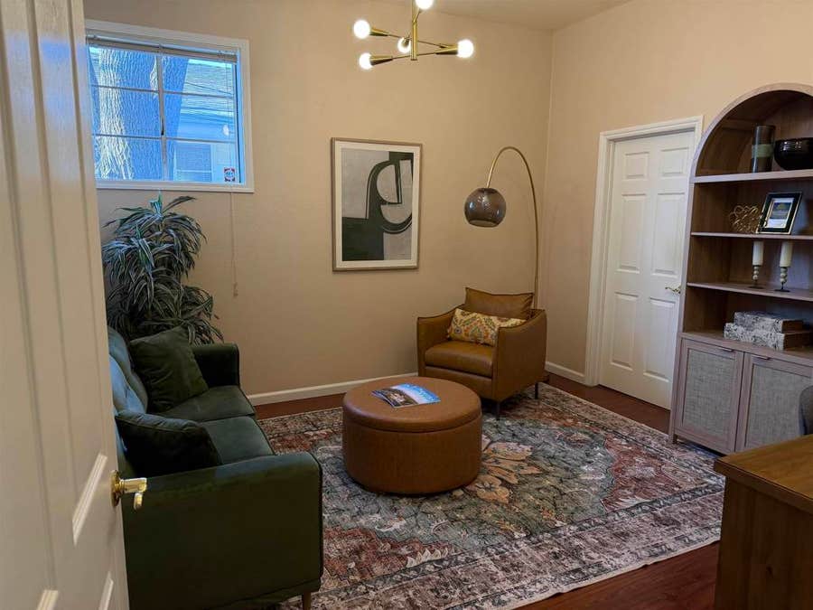 Property photo for 654 3rd Street, Brentwood, CA